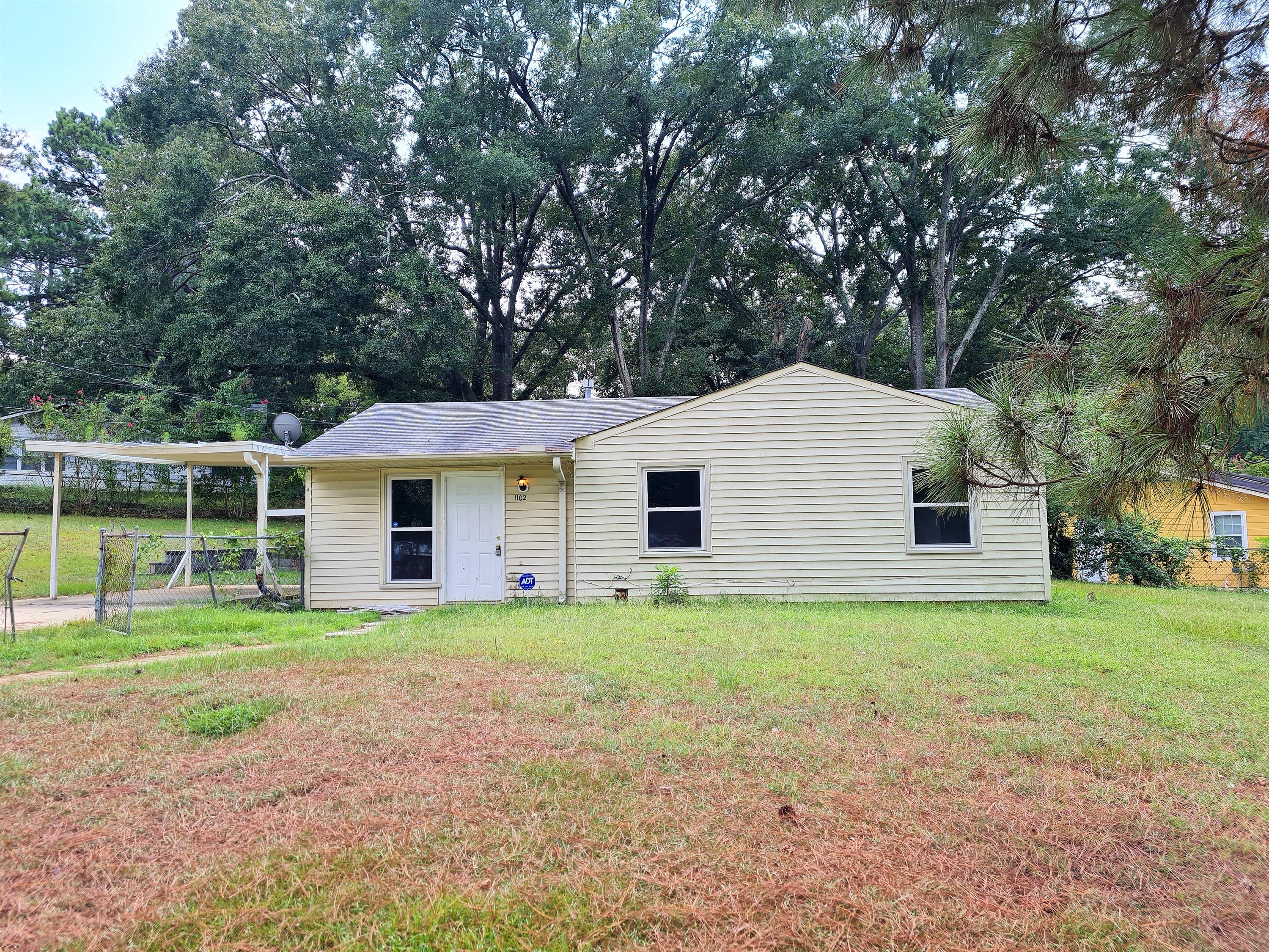 1102 Jameswood Court